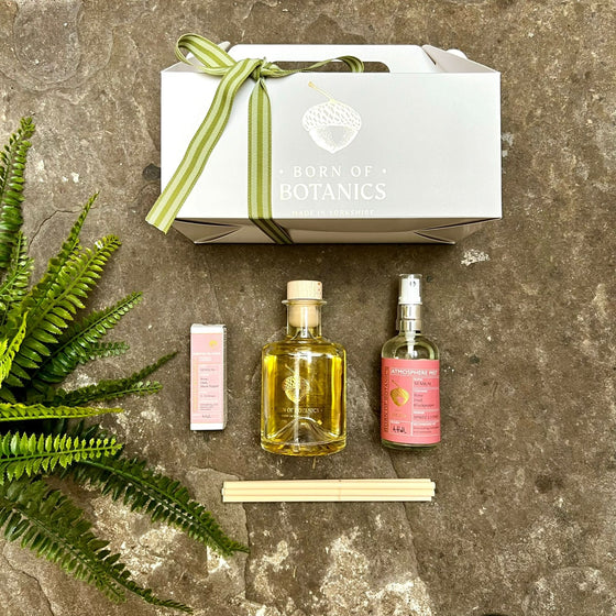 Love Is In The Air - Diffuser and Atmosphere Gift Box | Born Of Botanics